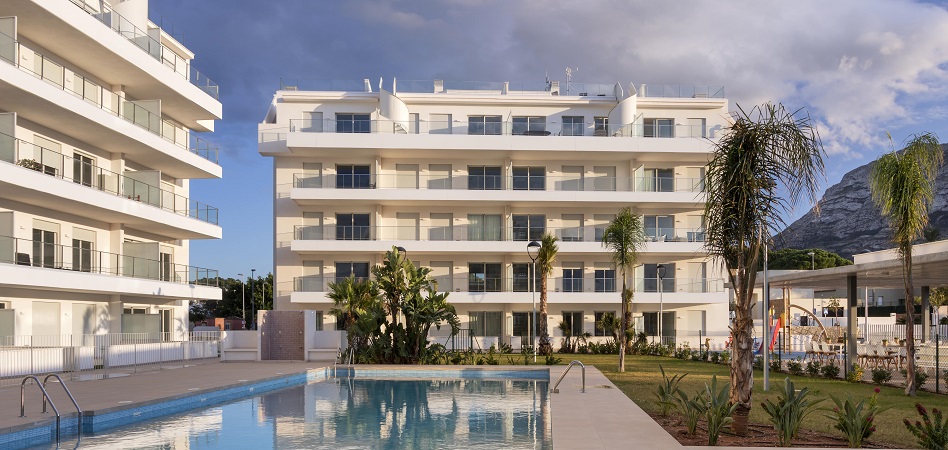 Aedas Home entrega su primera promoción en el puerto deportivo de Denia